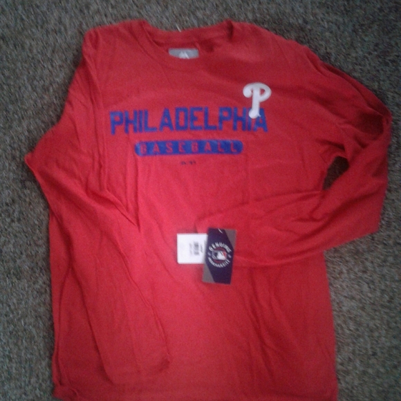 Philadelphia Baseball Red Long Sleeve Shirt - Picture 1 of 3
